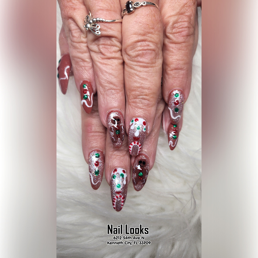 Nail Looks Salon in Kenneth City, FL 33709
